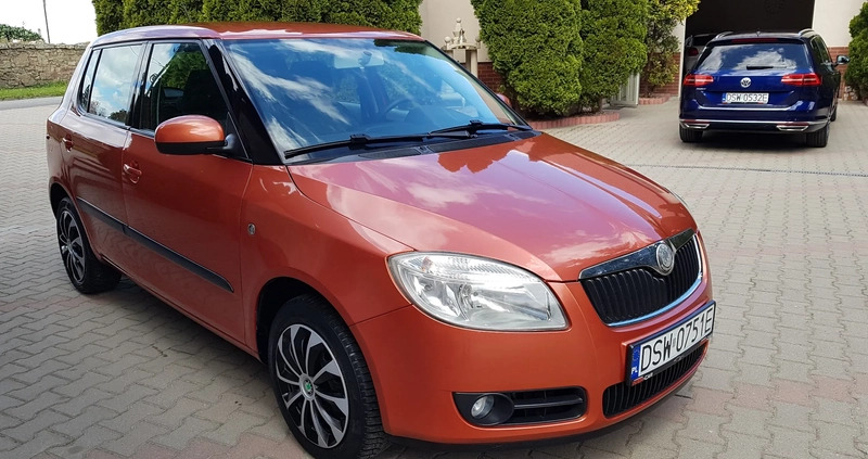 Skoda Fabia cena 15900 przebieg: 125000, rok produkcji 2007 z Strzegom małe 742